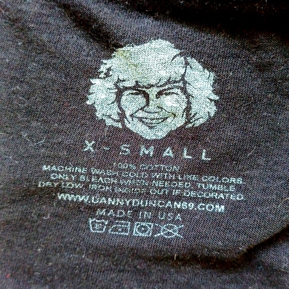 Virginity Rocks Tee - Picture 3 of 3